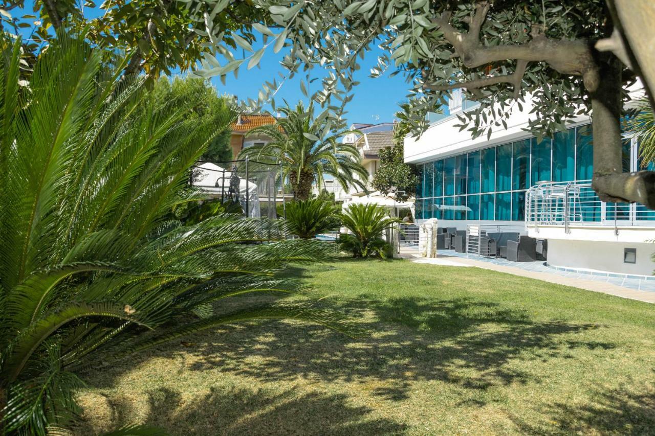 Hotel Haus Charlotte 산베네데토델트론토 외부 사진